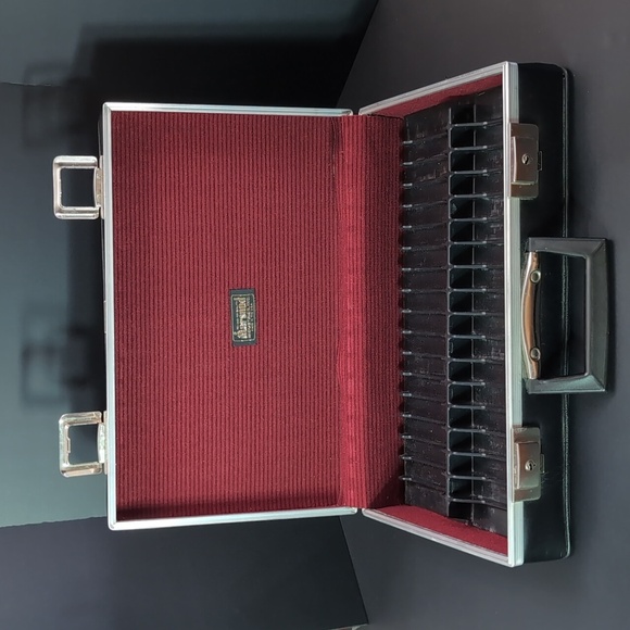 Vintage Marsand Industries Inc.USA Black And Brown Cassette Tape Case - Picture 9 of 11